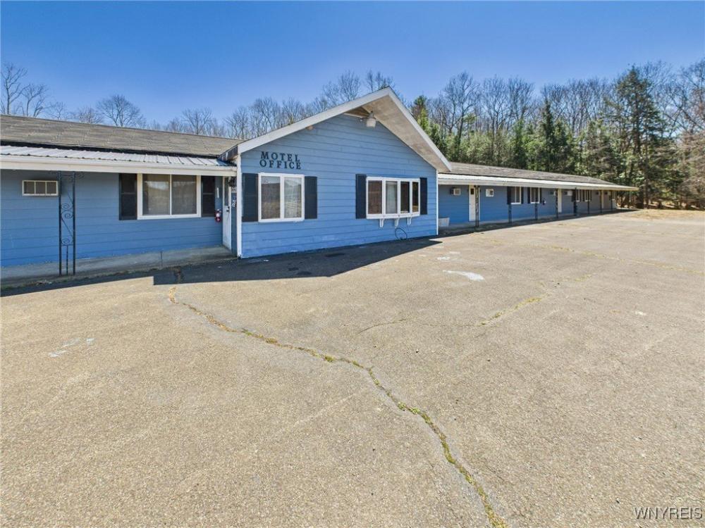 Currently Displayed Property Photo