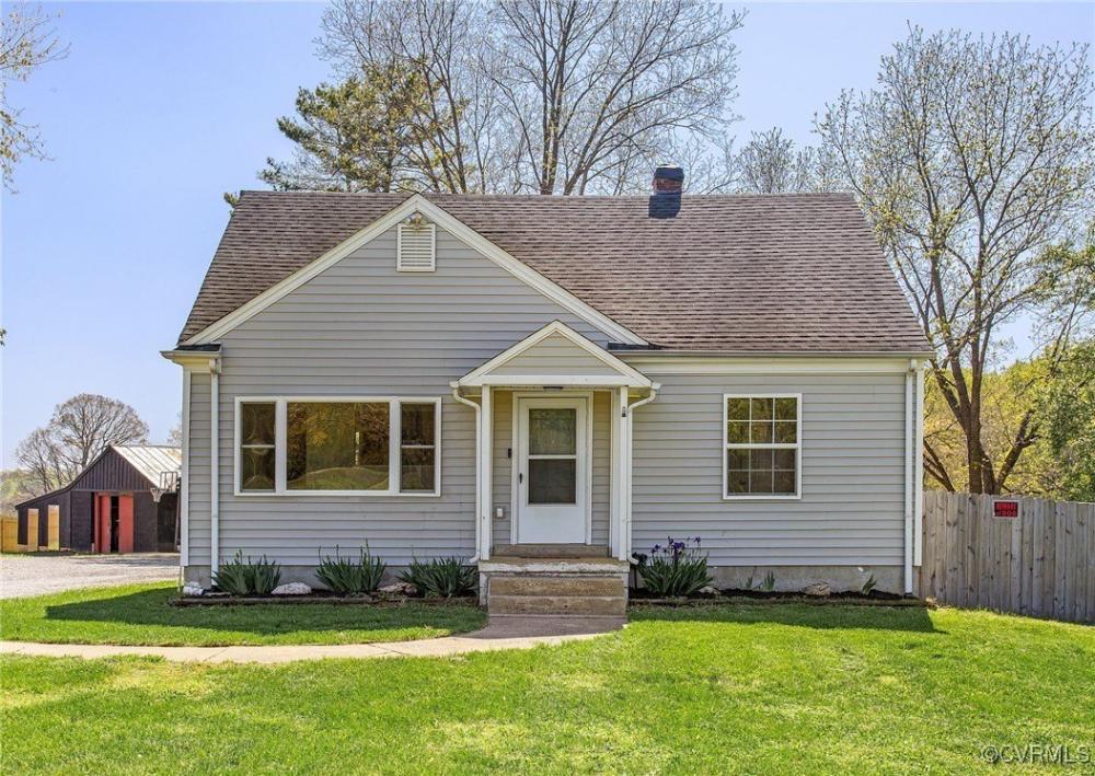 Currently Displayed Property Photo