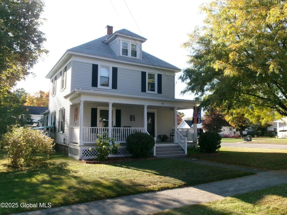 Currently Displayed Property Photo