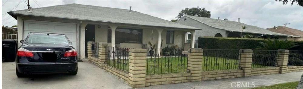 Currently Displayed Property Photo