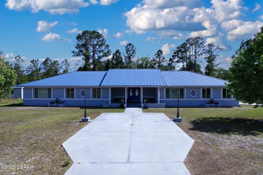 Currently Displayed Property Photo